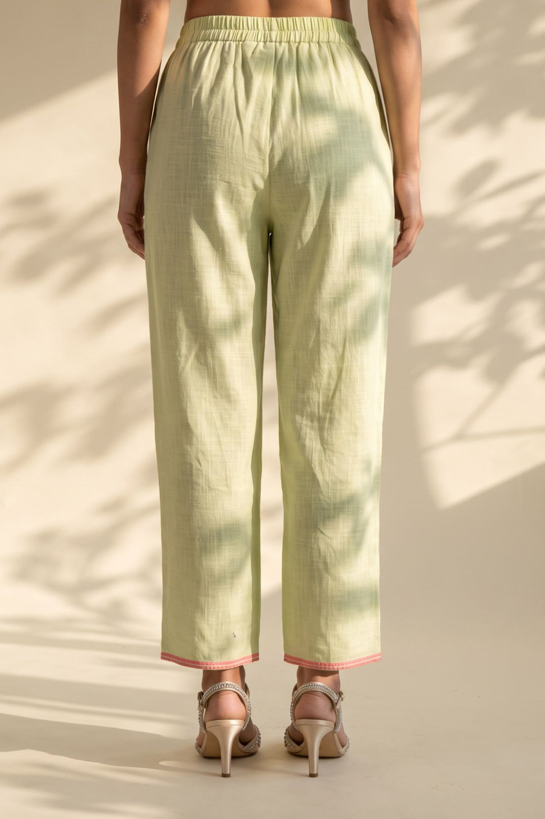 Green Solid Pure Cotton Straight Fit Ankle Length Trousers