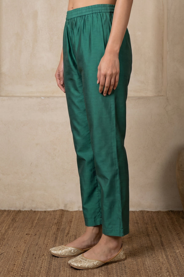 Teal Yarn Dyed Ankle Length Mid Rise Straight Fit Trousers