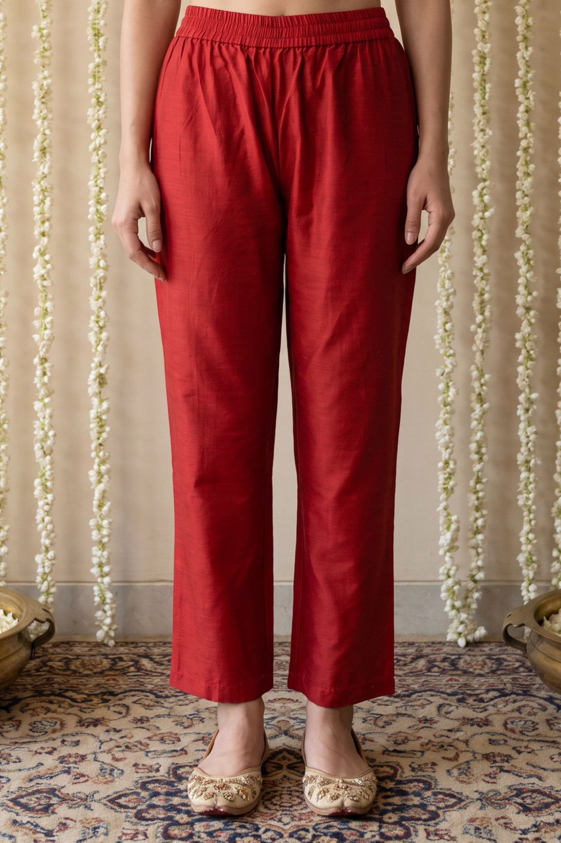 Red Yarn Dyed Solid Straight Fit Ankle Length Mid Rise Trousers