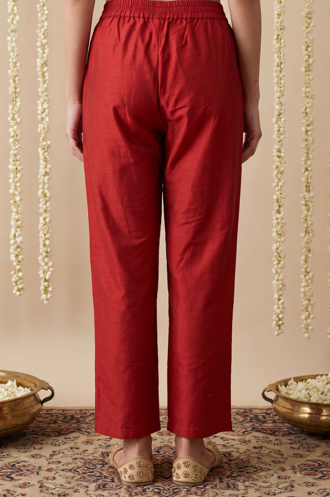Red Yarn Dyed Solid Straight Fit Ankle Length Mid Rise Trousers