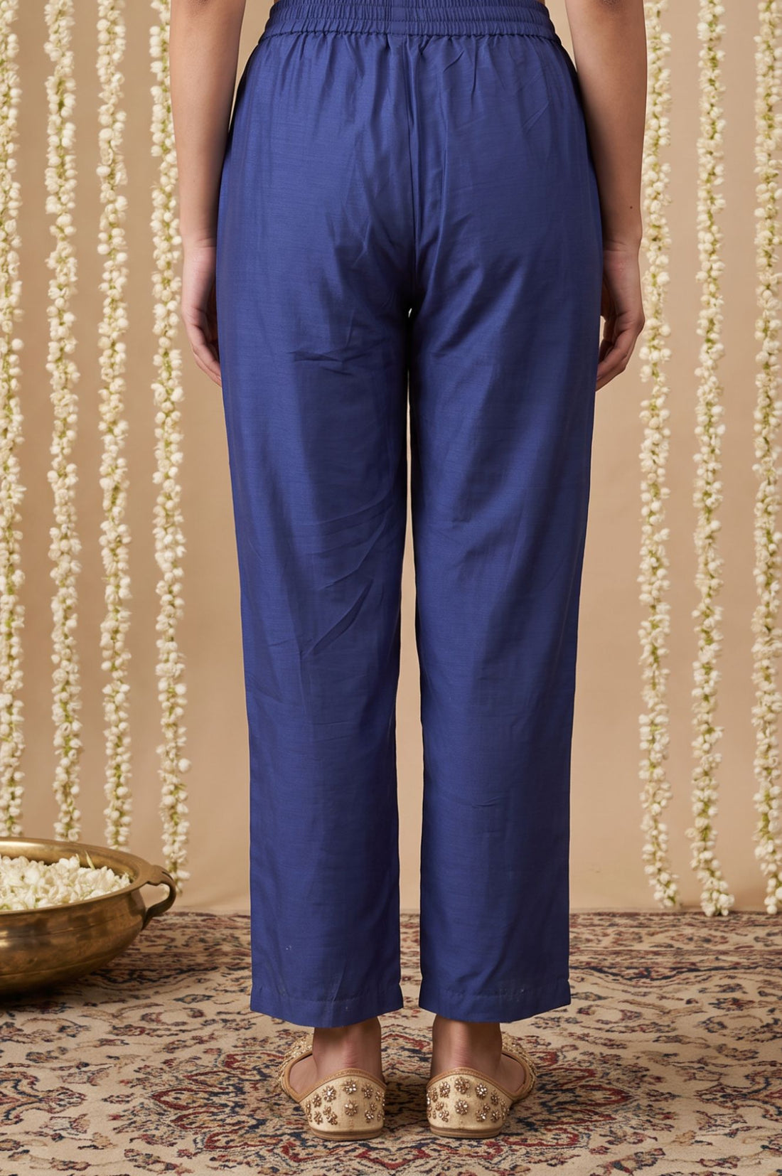 Navy Blue Yarn Dyed Solid Straight Fit Ankle Length Mid Rise Trousers