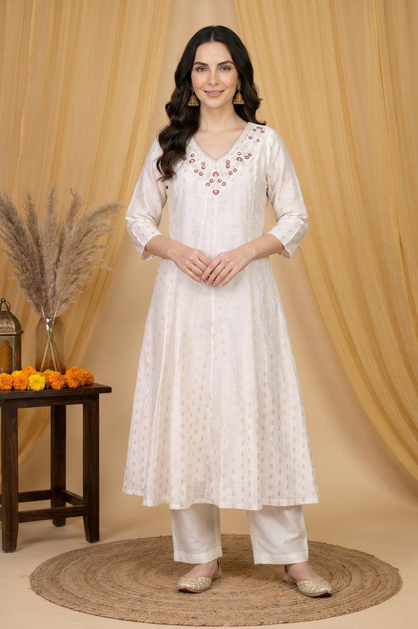 White Yarn Dyed Straight Fit Ankle Length Mid Rise Trousers