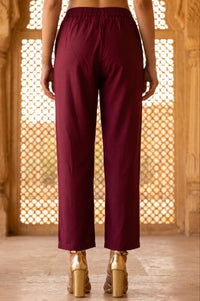 Purple Yarn Dyed Solid Ankle Length Mid Rise Trousers