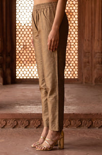 Beige Yarn Dyed Solid Shimmer Straight Fit Ankle Length Mid Rise Trousers