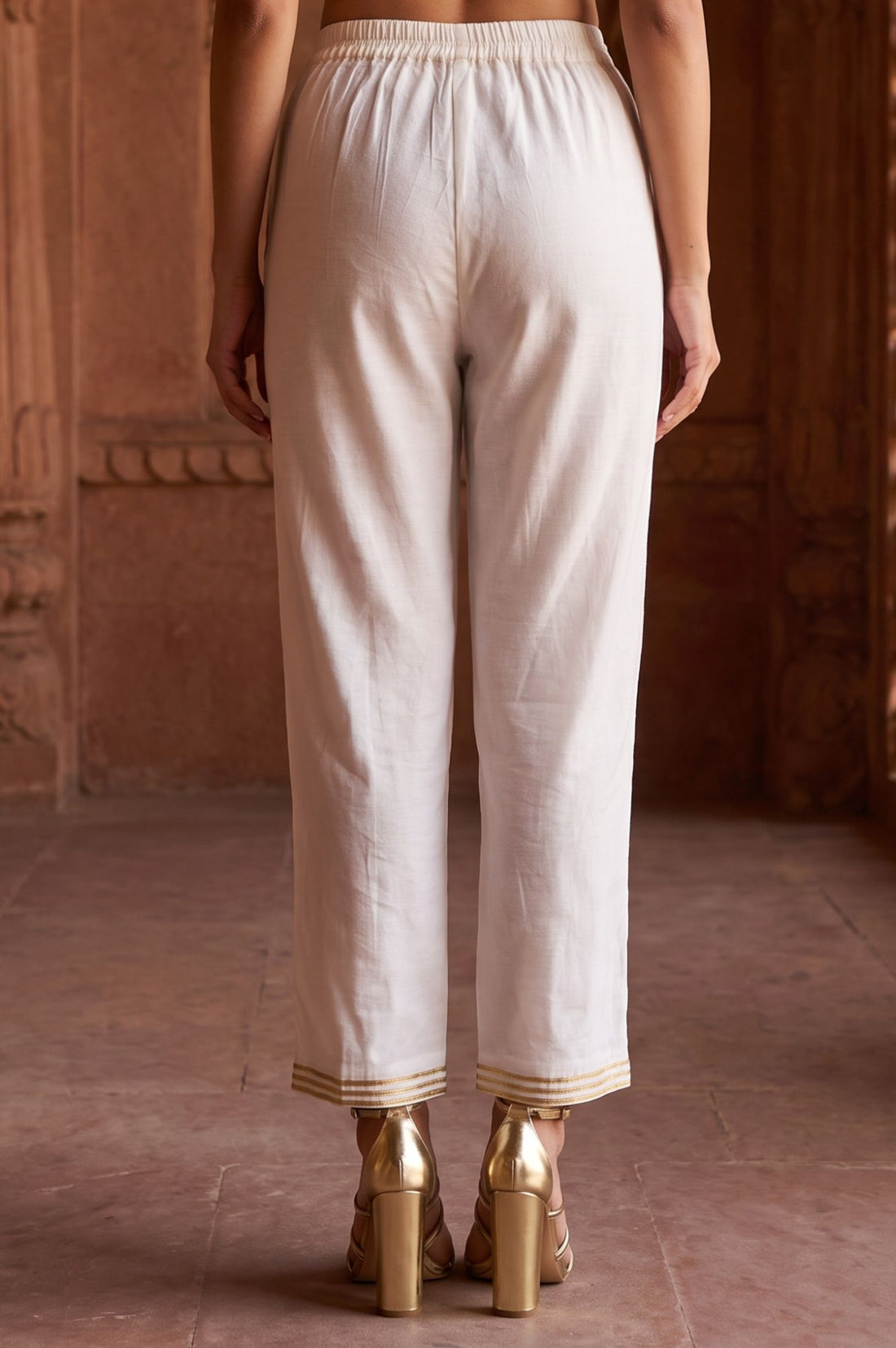 White Yarn Dyed Solid Straight Fit Ankle Length Trousers