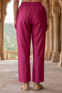 Pink Yarn Dyed Solid Ankle Length Mid Rise Trousers