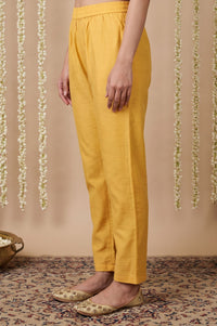 Mustard Yarn Dyed Solid Straight Fit Ankle Length Mid Rise Trousers