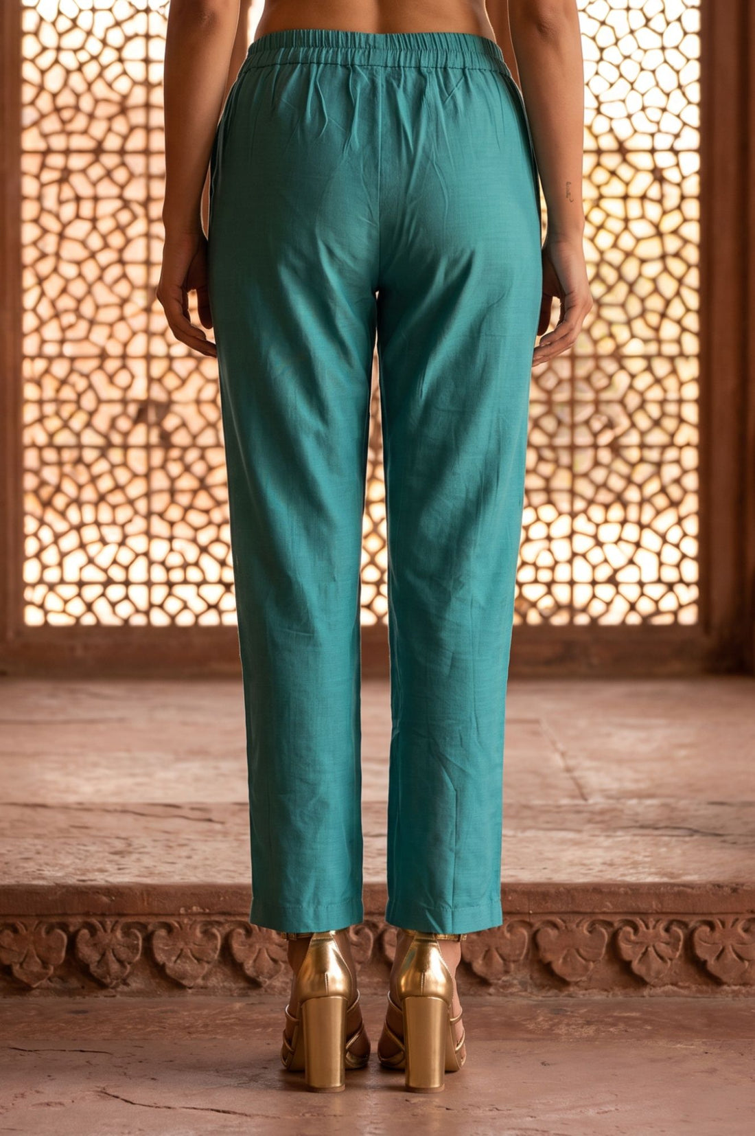 Teal Yarn Dyed Solid Straight Ankle Length Trousers