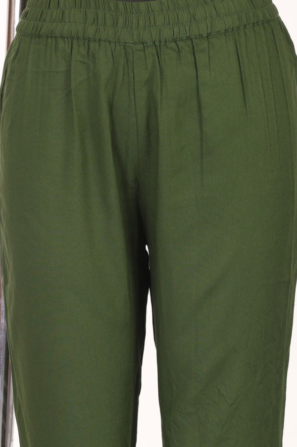 Olive Solid Buttons Rayon Ankle Length Mid Rise Trousers
