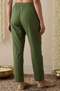 Olive Solid Buttons Rayon Ankle Length Mid Rise Trousers
