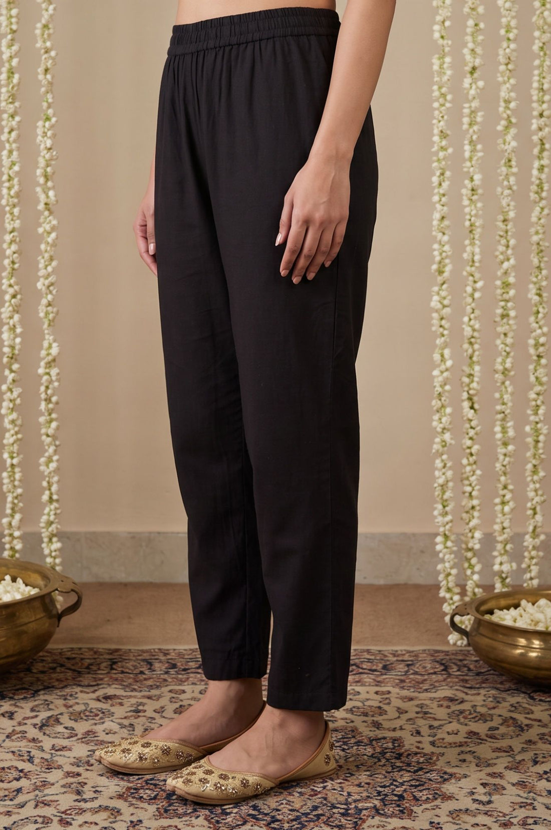 Brown Solid Pure Cotton Straight Fit Ankle Length Trousers