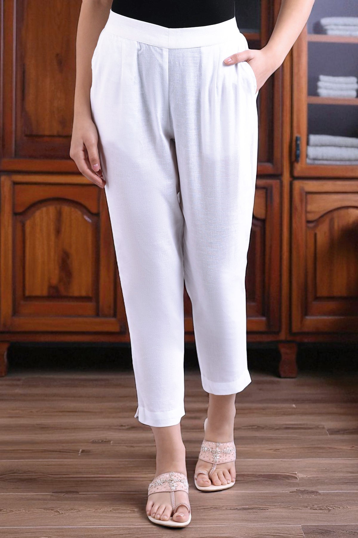 White Solid Women Cotton Flax Trousers - XS