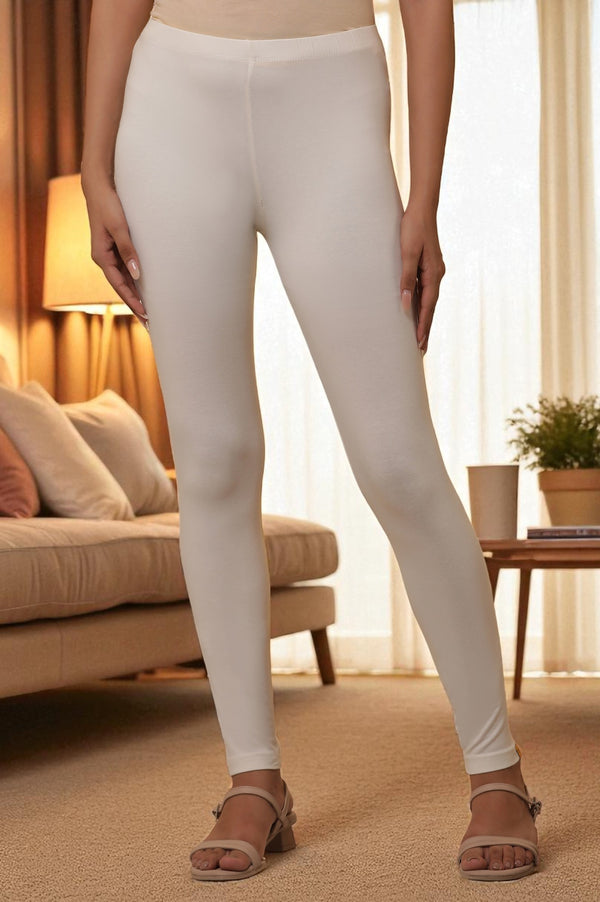 Off- White Solid Cotton Lycra Ankle Length Leggings