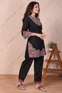 Black Embroidered Straight Kurta and Pant Set