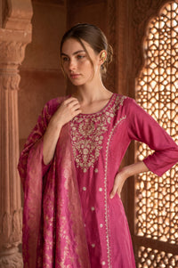 Fuchsia Jacquard Zari Floral Printed Dupatta