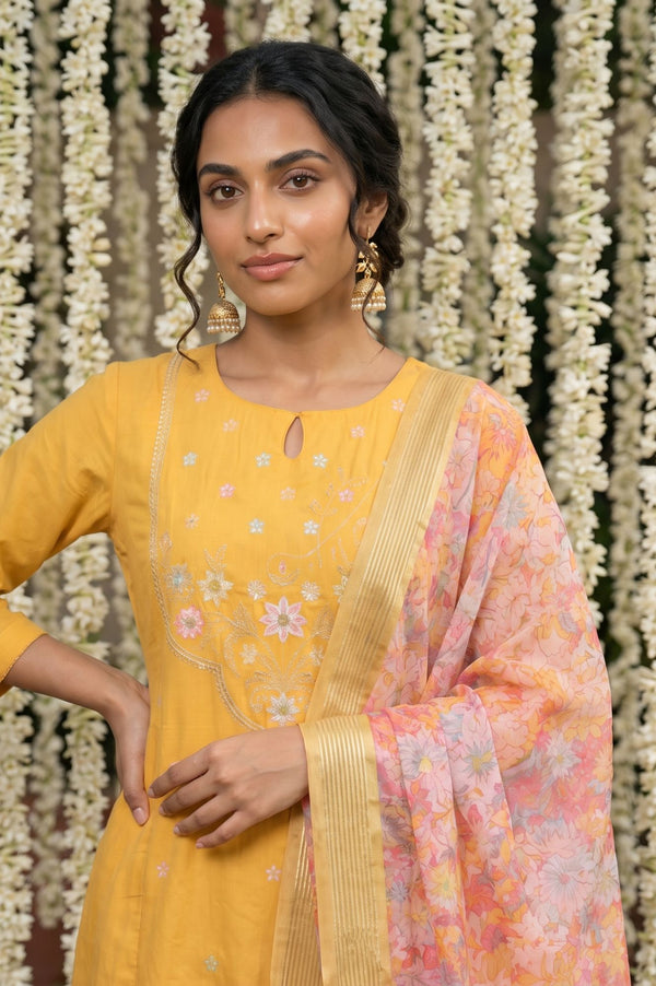 Peach Zari Floral Printed Jacquard Dupatta