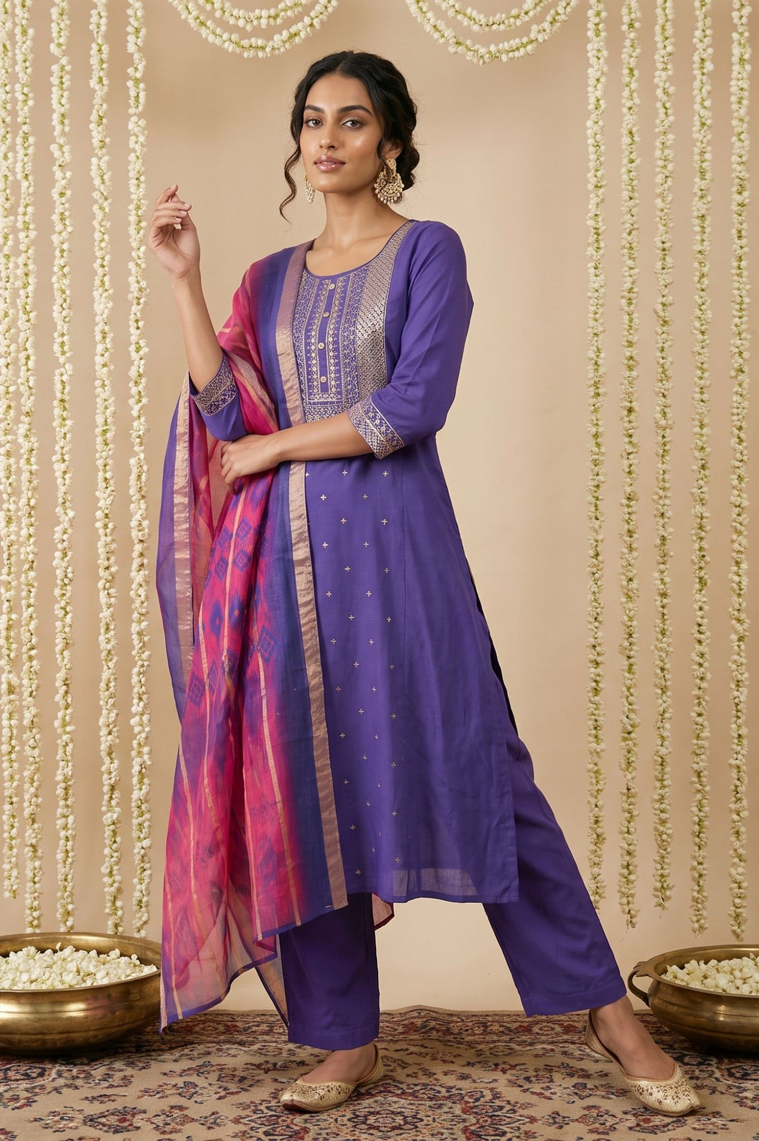 Pink Zari Geometric Printed Jacquard Dupatta