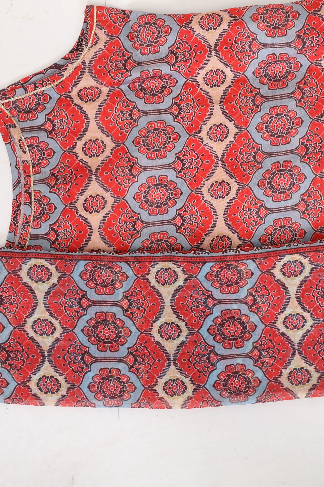 Red Geometric Printed Lace Sleeveless Straight Kurti with Skirt and Dupatta Set