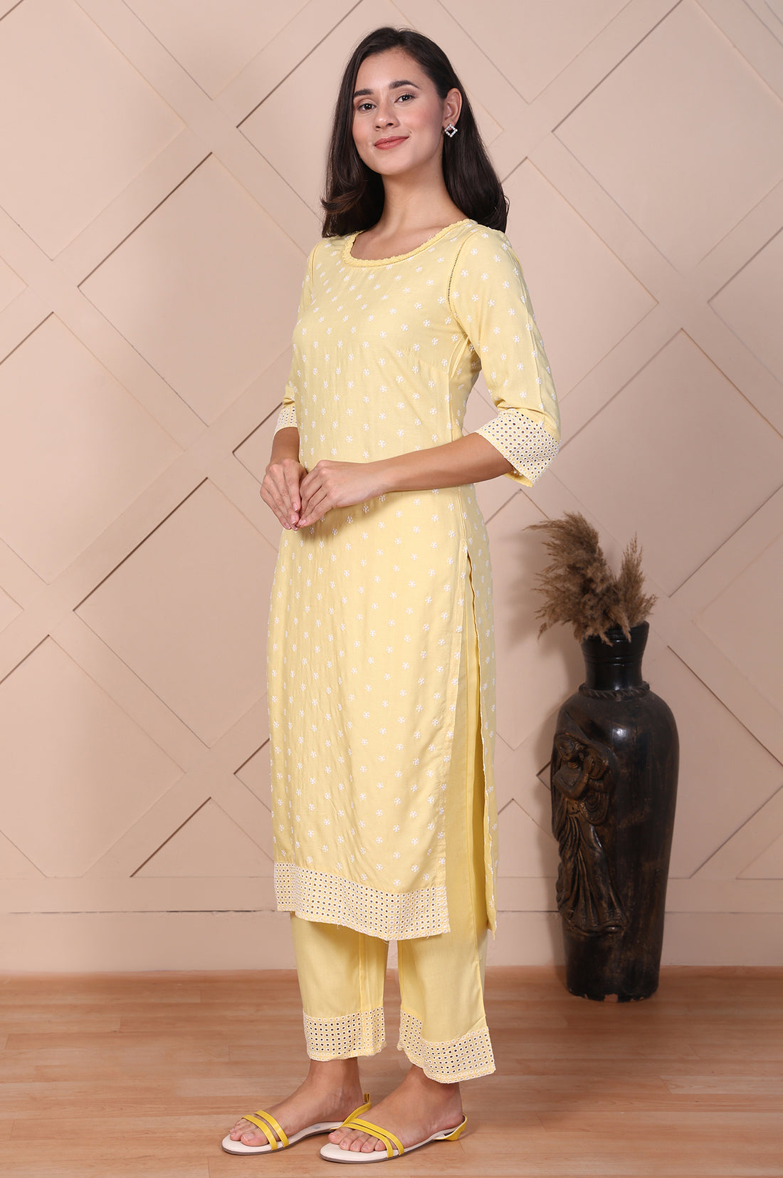 Yellow Buti Printed Lace Rayon Straight Mid Rise Calf Length Kurta with Pants Set