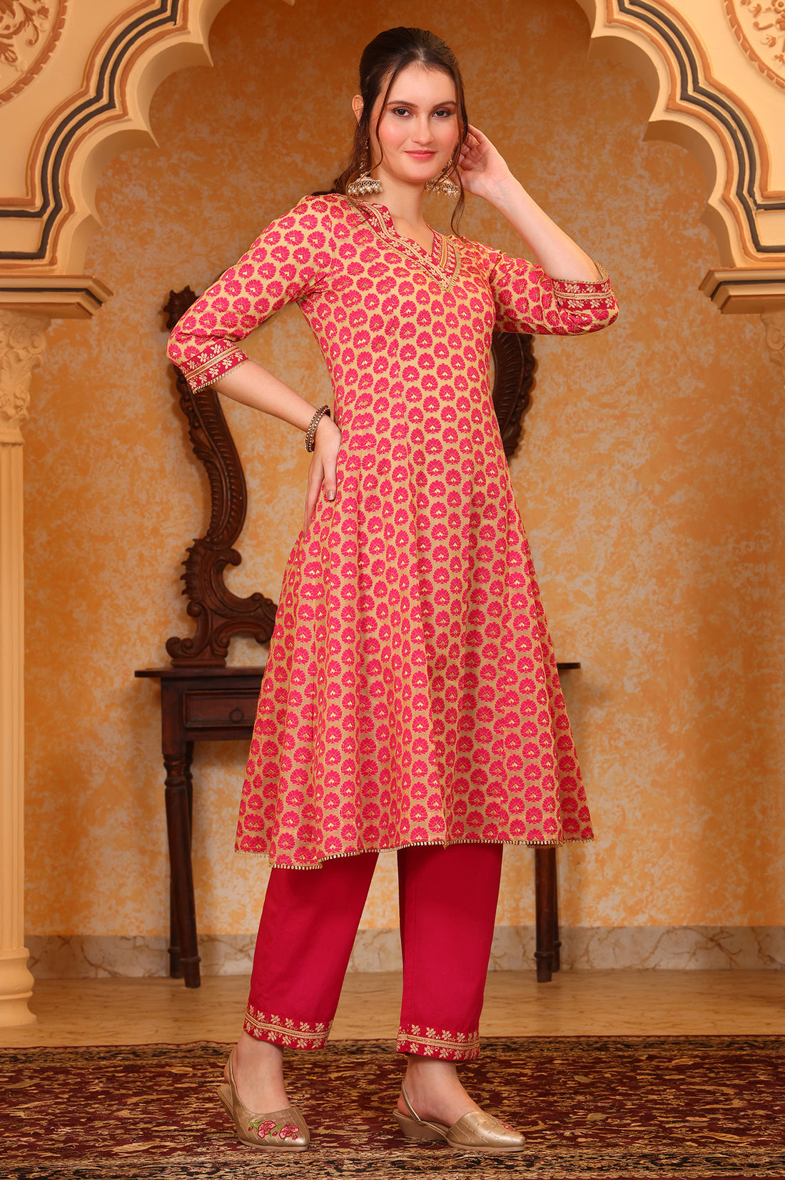 Pink Ethnic Motifs Thread Embroidered A-line Jacquard Kurta, Palazzo and Dupatta Set