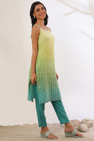 Green Yarn Dyed Pure Cotton Straight Kurta & Trousers Set
