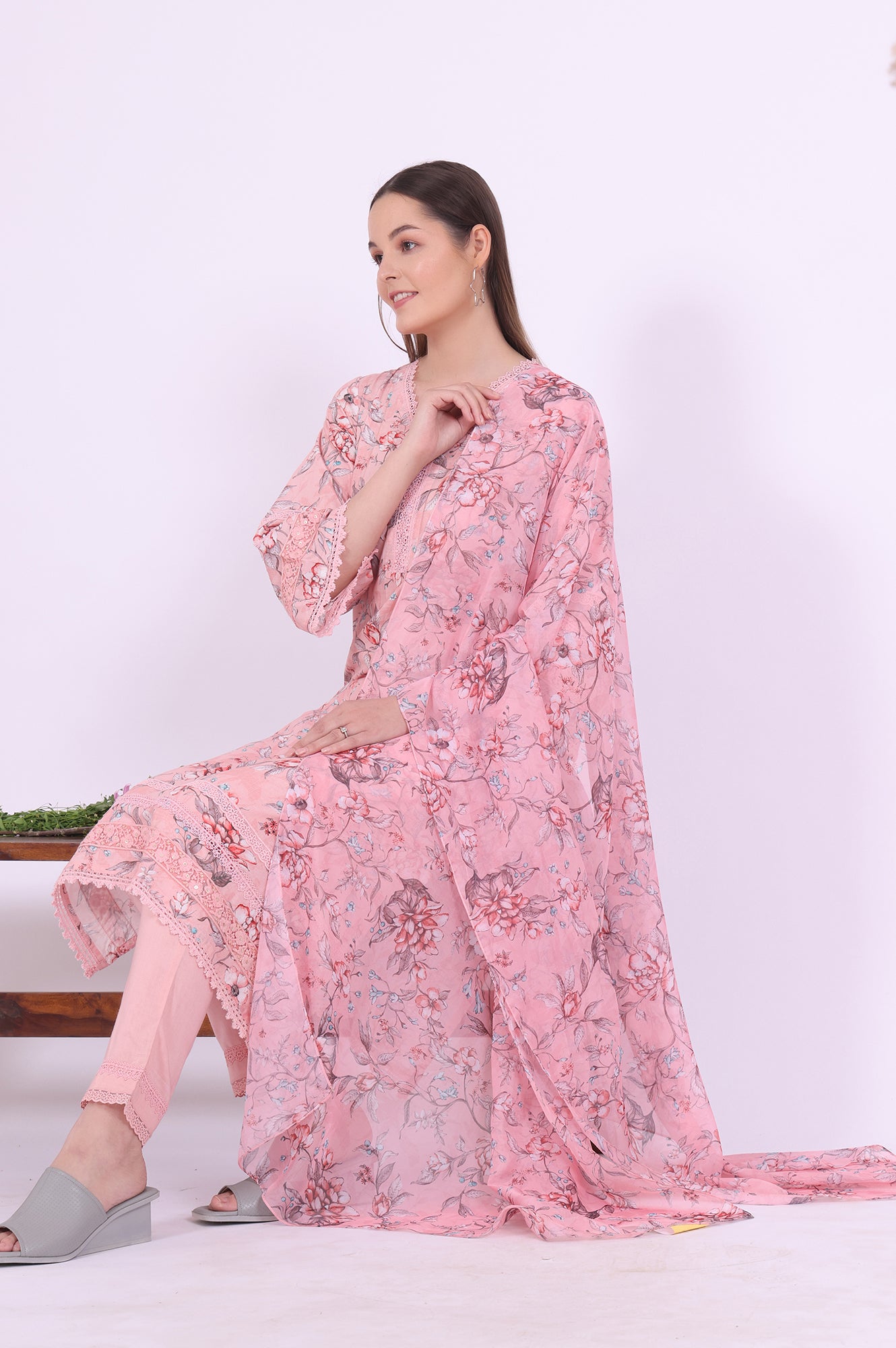 Pink Printed Straight Kurta with Trouser &amp; Dupatta Set