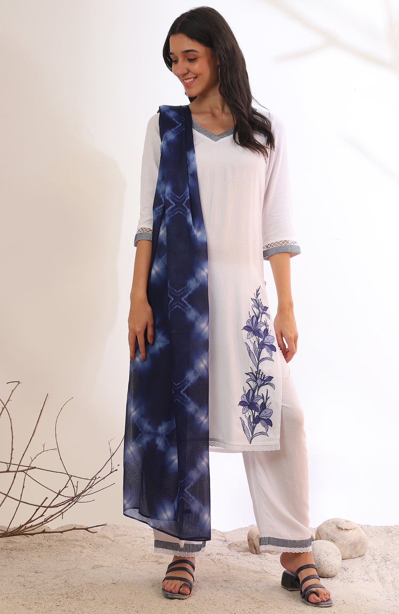 White Solid Straight Kurta with Palazzo &amp; Dupatta Set