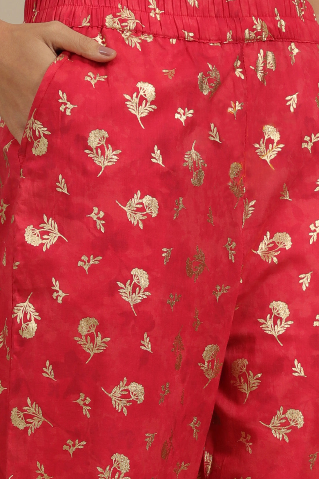 Red Bold Floral Printed A-line Kurta and Pants Co-ord Set