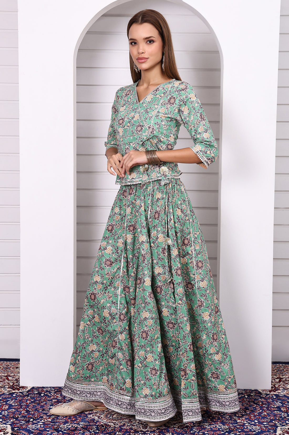 Green Floral Printed Lace Pure Cotton Straight Top, Skirt and Stole Set