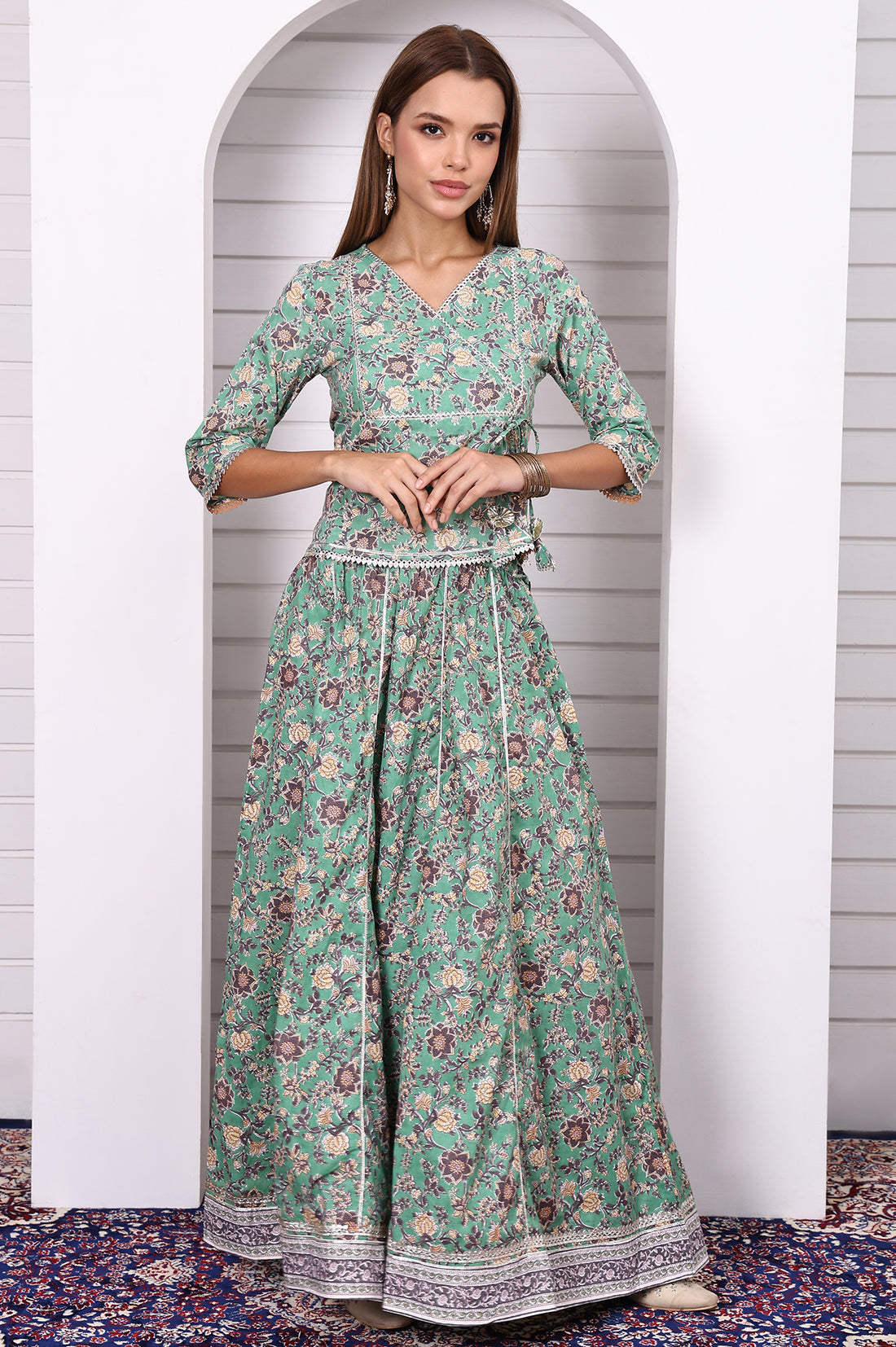 Green Floral Printed Lace Pure Cotton Straight Top, Skirt and Stole Set