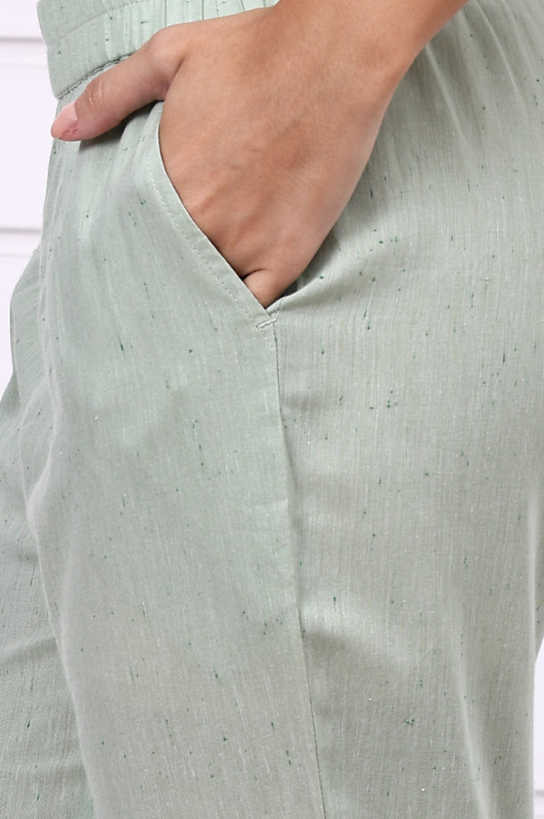 Green Geometric Printed Yarn Dyed Straight Kurta, Trousers and Dupatta Set