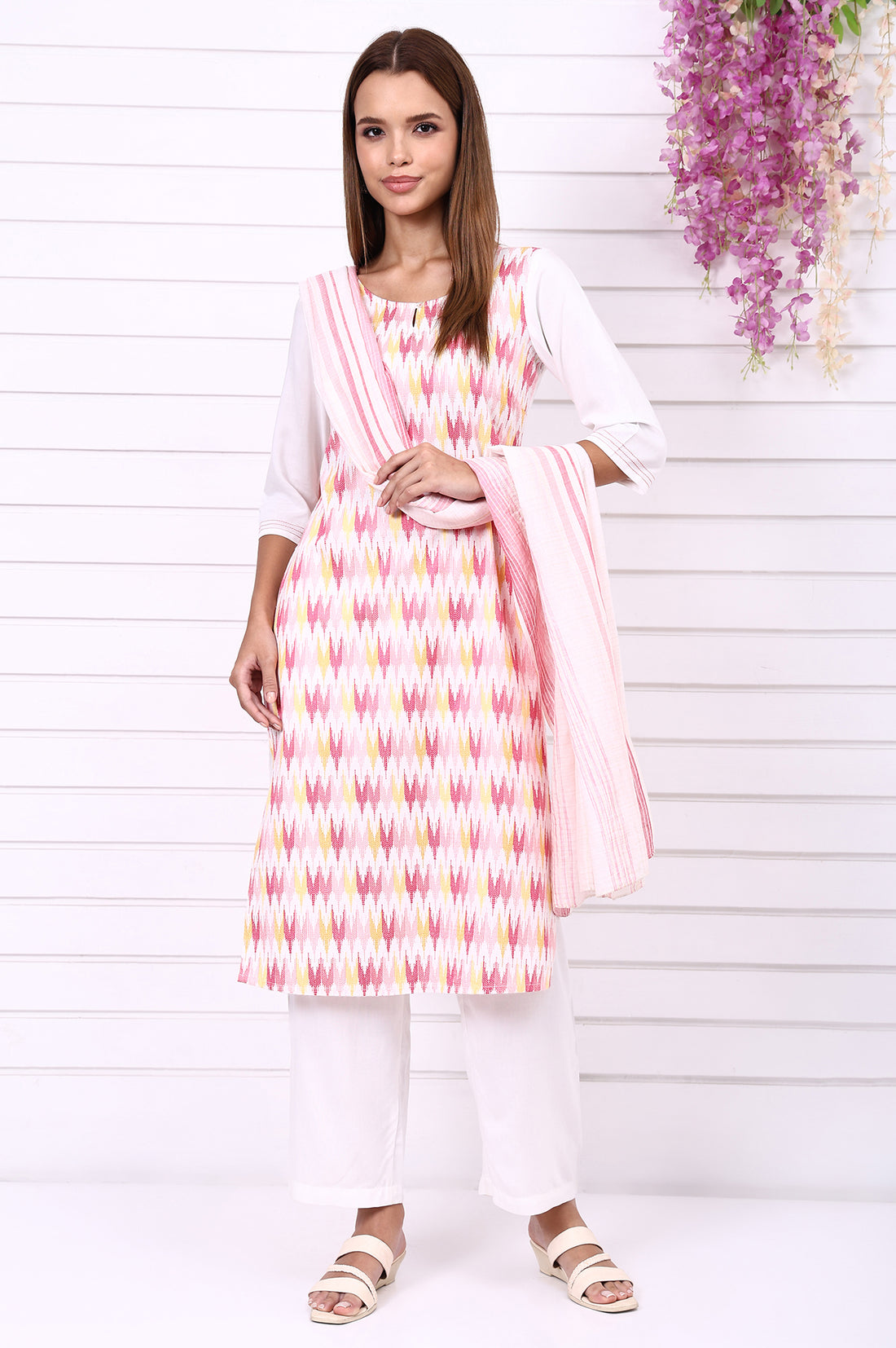 White Geometric Printed Cotton Rayon Straight Kurta, Trousers and Dupatta Set