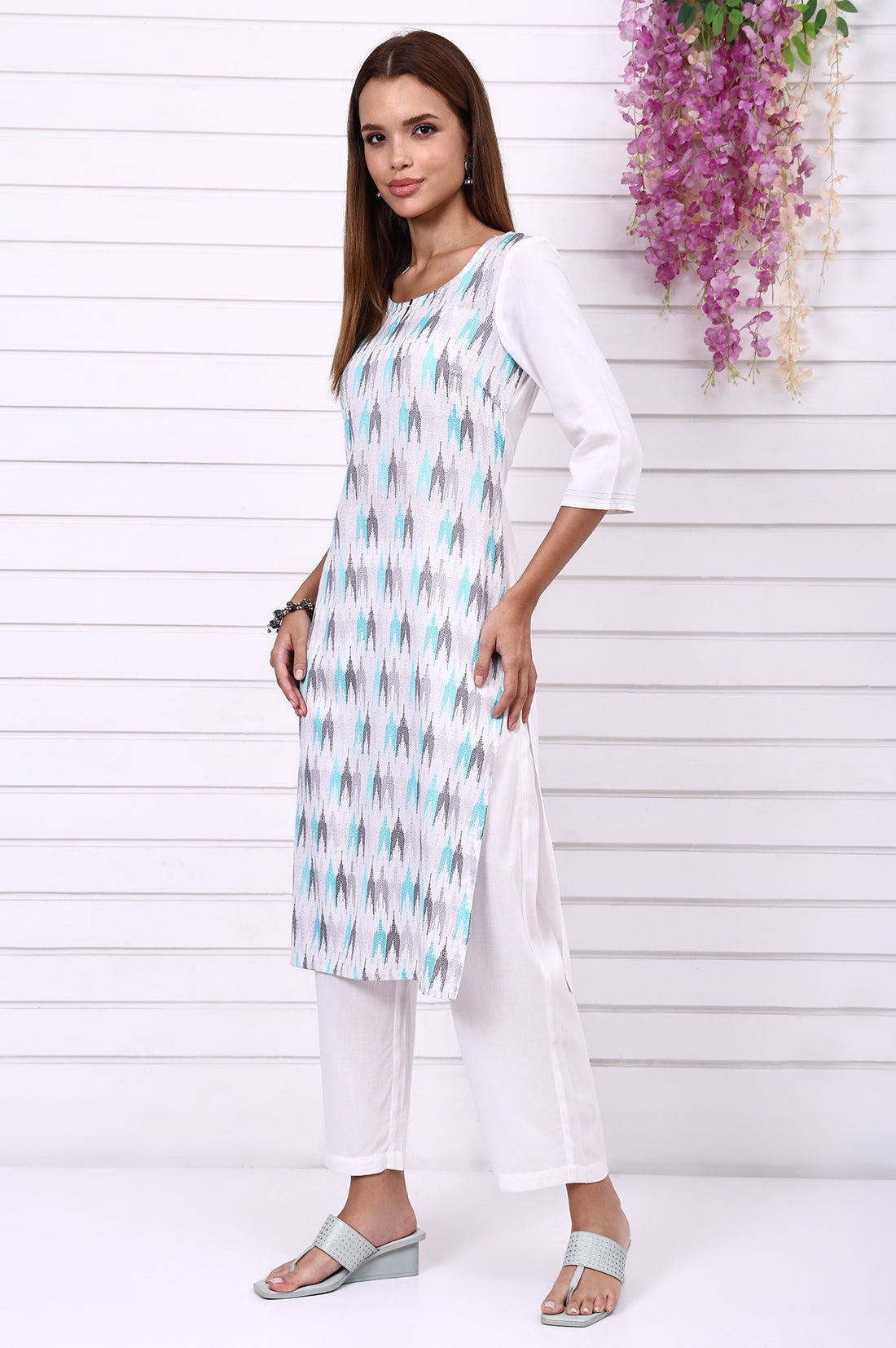 White Geometric Printed Cotton Rayon Straight Kurta, Trousers and Dupatta Set
