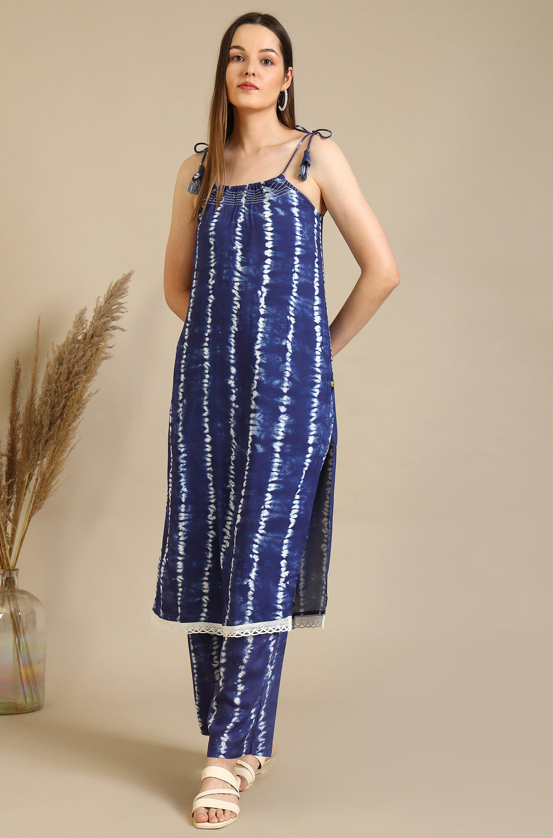 Blue Tie and Dye Shibori Saphetti Kurta and Palozzos Co-ord Set