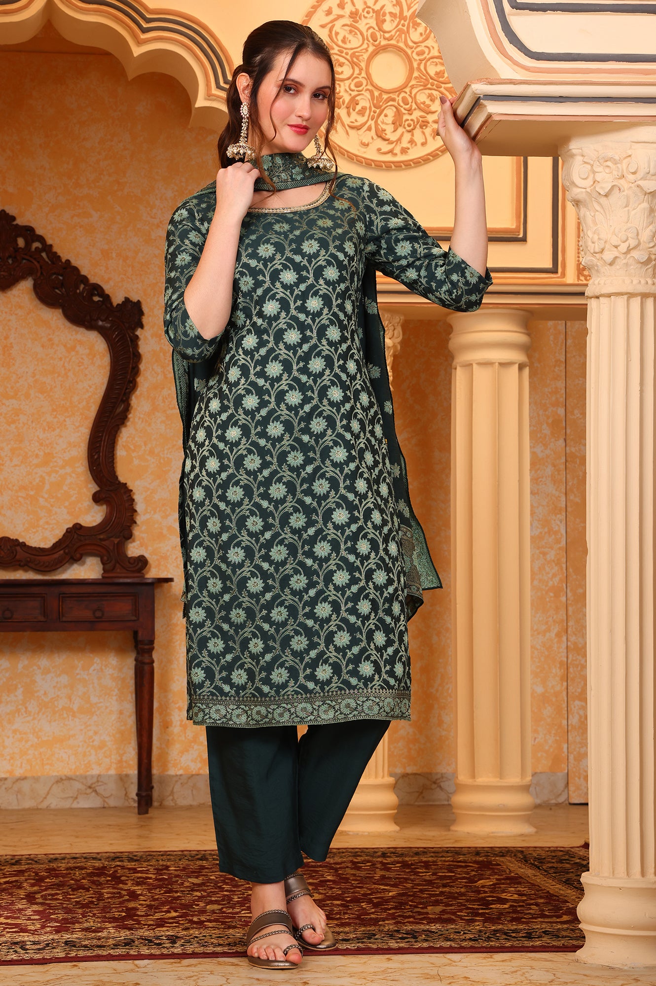 Green Abstract Printed Beads Ornamented Straight Jacquard Kurta, Pant and Dupatta Set