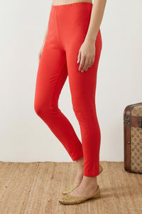 Red Solid Skinny Fit Ankle Length Leggings