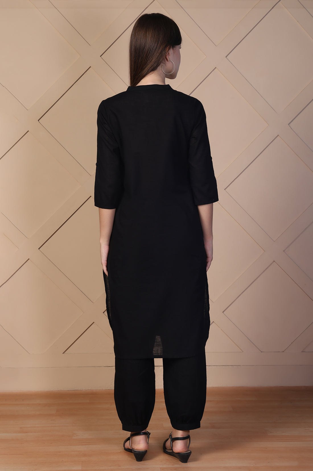 Black Solid Textured Cotton Straight Kurta and Salwar Co-ord Set