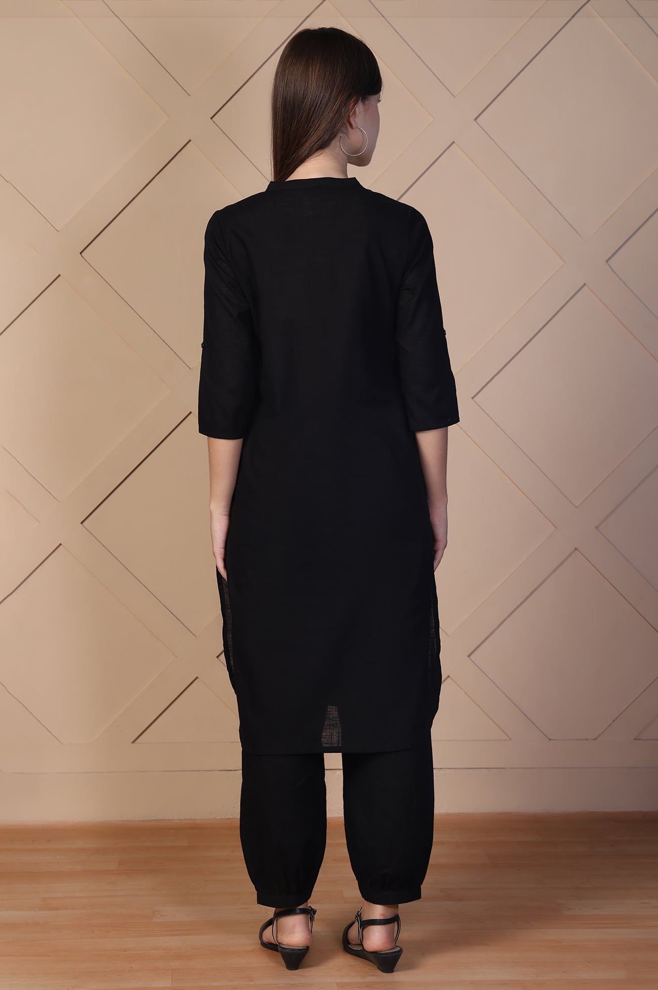 Black Solid Textured Cotton Straight Kurta and Salwar Co-ord Set