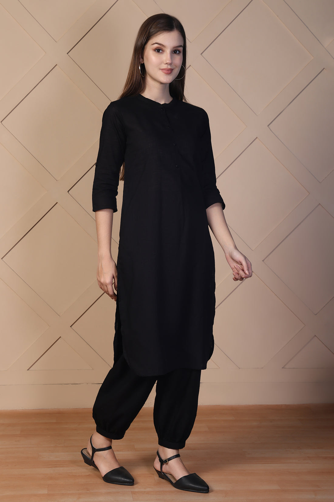 Black Solid Textured Cotton Straight Kurta and Salwar Co-ord Set