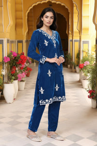 Blue Solid Embroidered Thread Work Straight Velvet Kurta with Trouser