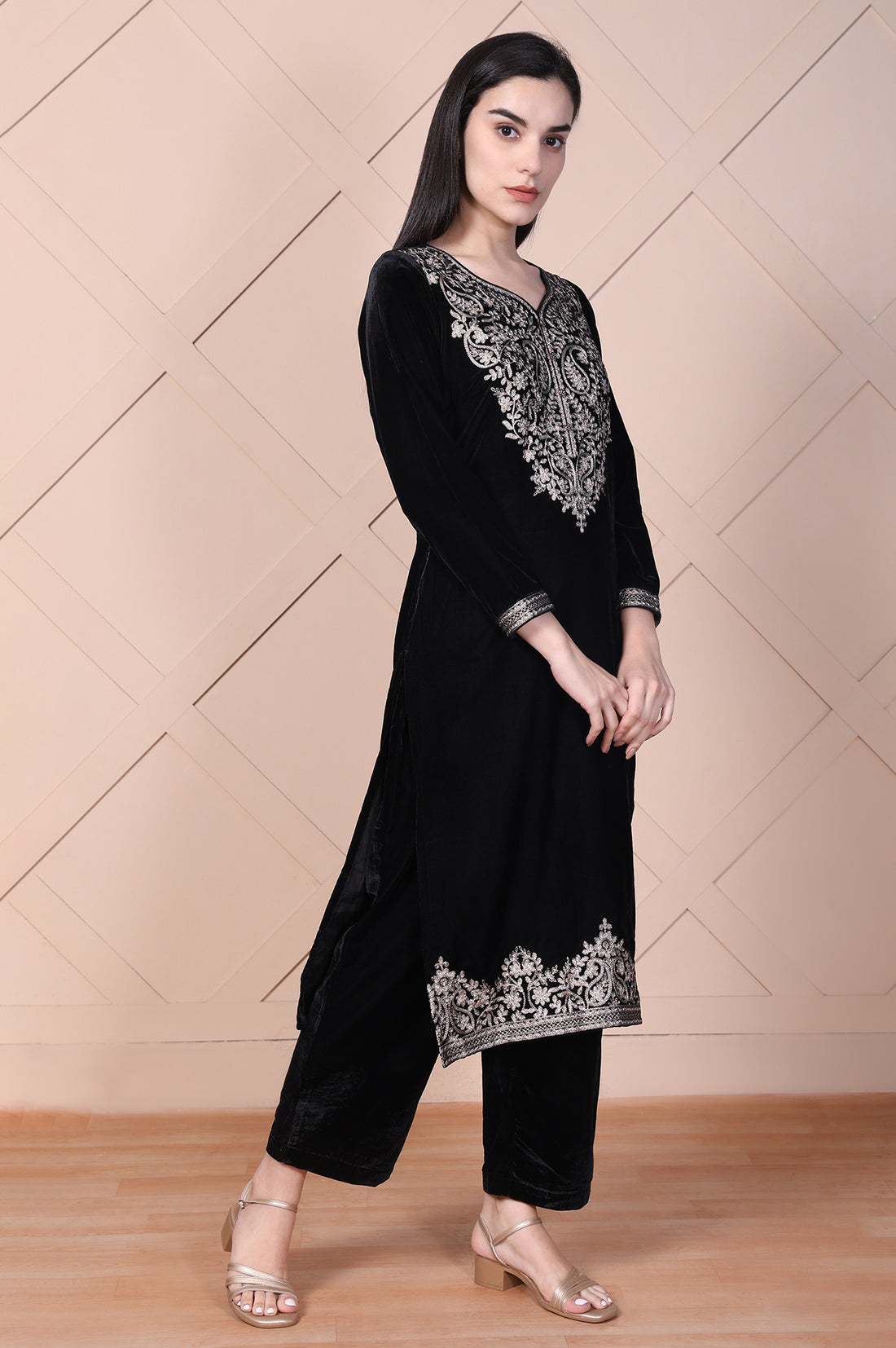 Black Embroidered Acrylic Straight Kurta and Palazzo Winter Co-ord Set