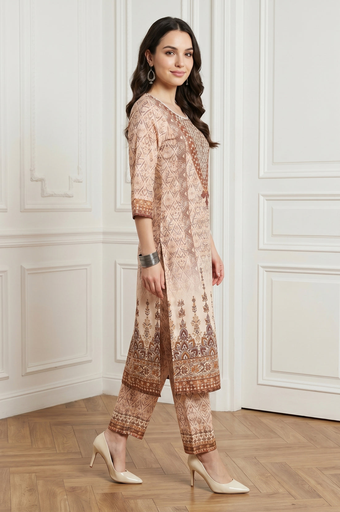 Beige Ethnic Motifs Straight Kurta