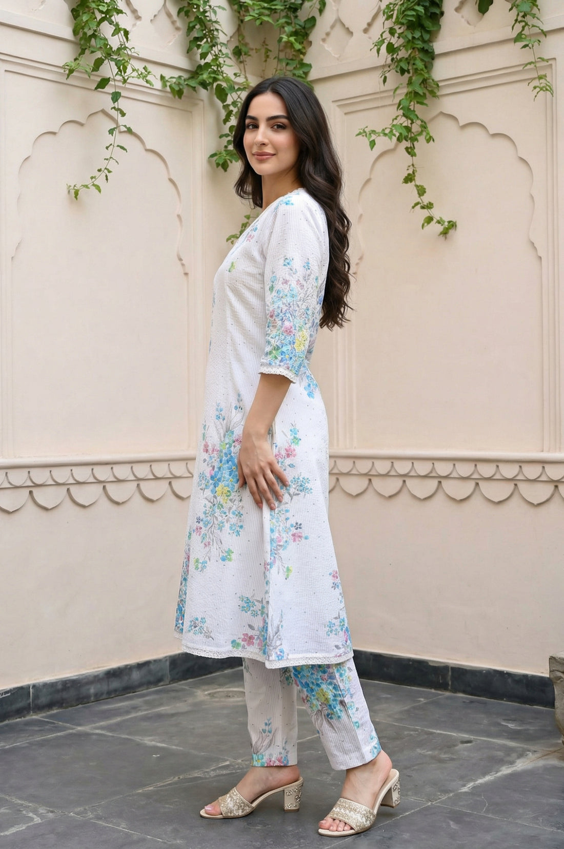 White Floral Printed Pure Cotton Straight Kurta and Trouser Co-ord Set