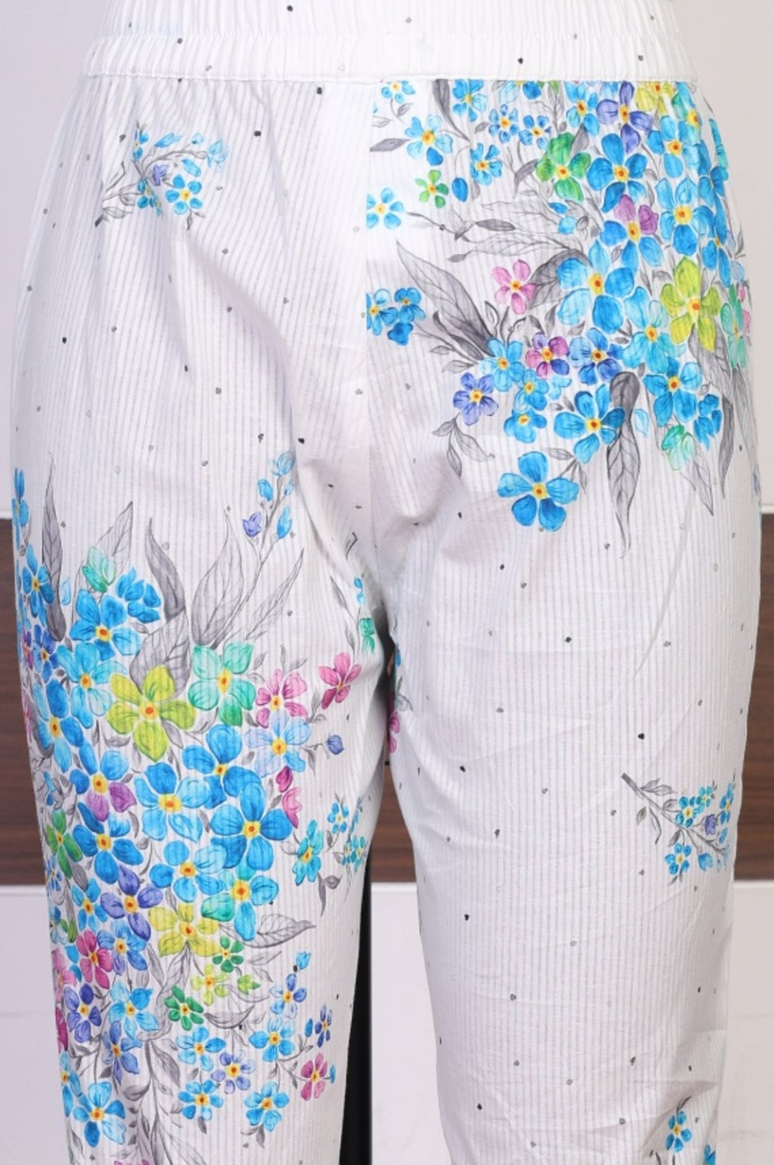 White Floral Printed Pure Cotton Straight Kurta and Trouser Co-ord Set