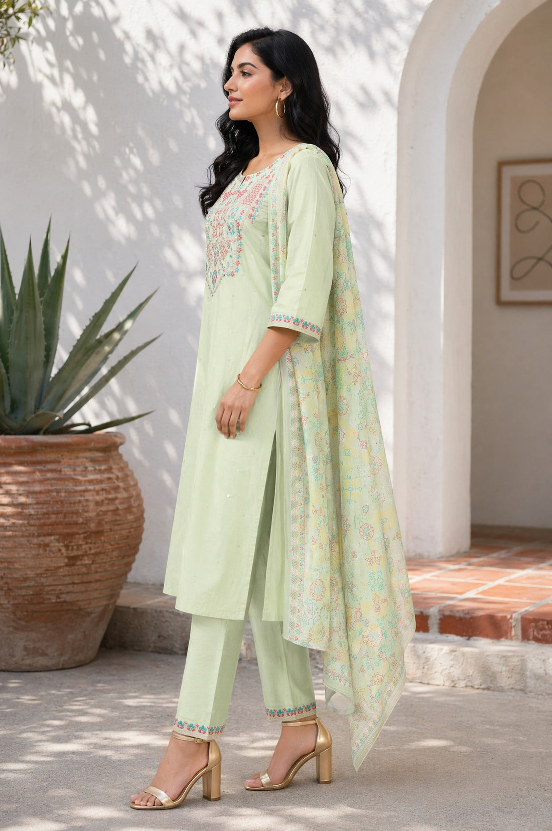 Aurelia Women&