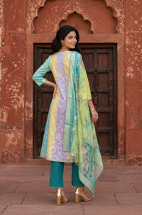 Aurelia Women&