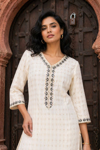 Off White Yarn Dyed Zari Chanderi Straight Kurta with Trouser Co-ord Set