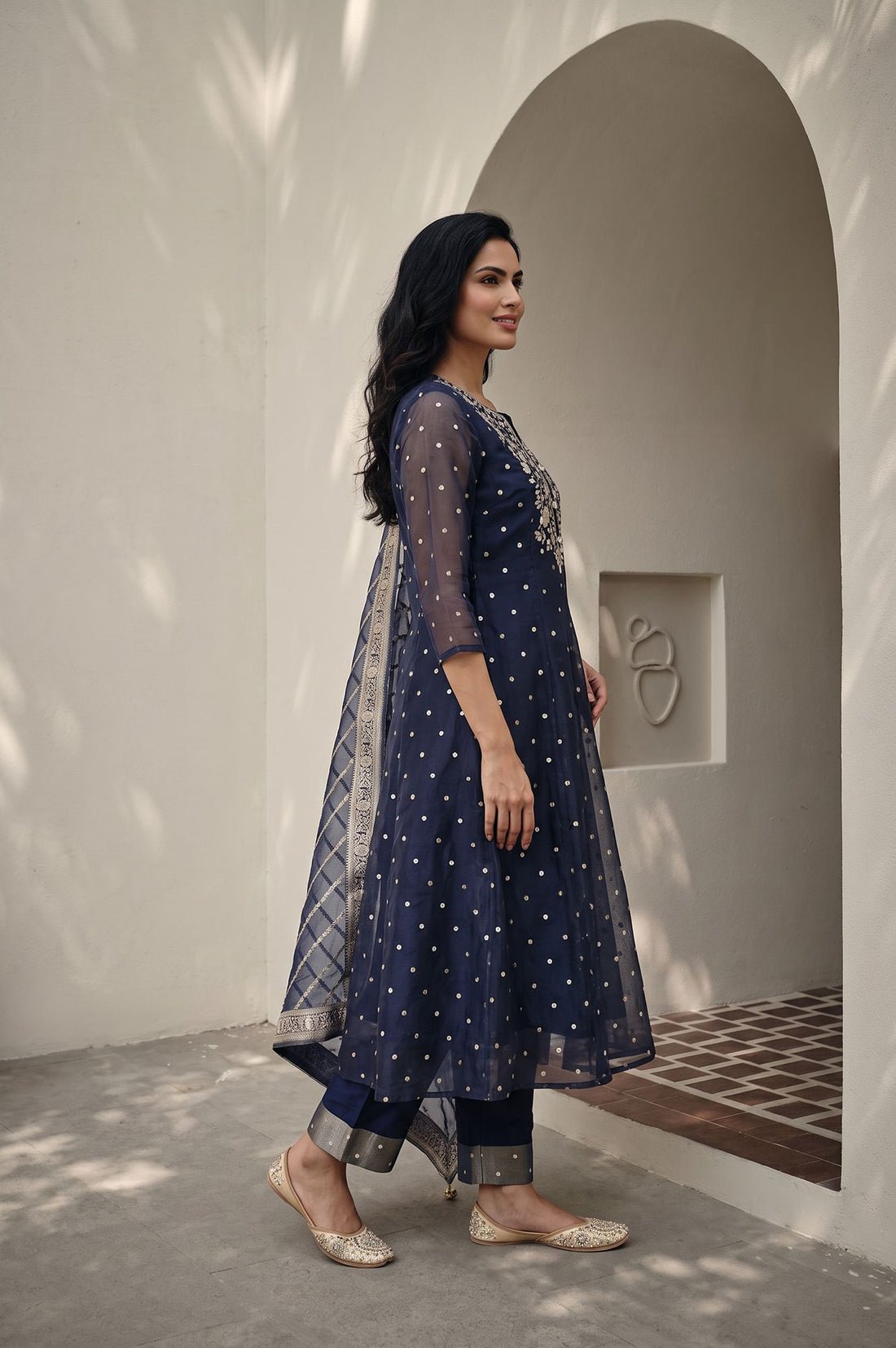 Navy Blue Yarn Dyed Zari Embroidered Straight Kurta with Trousers and Dupatta Set