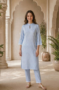 Blue Printed Straight Kurta With Trousers Co-ord Set