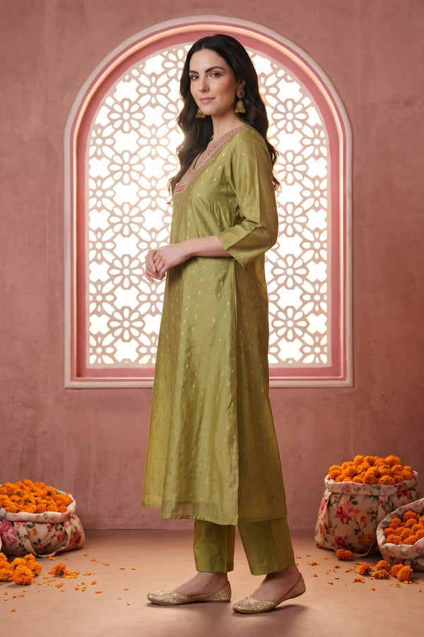 Green Yarn Dyed Chanderi Straight Kurta with Trousers Set